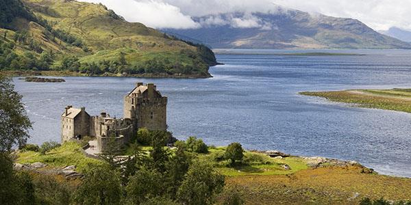 007's Scottish Haunts